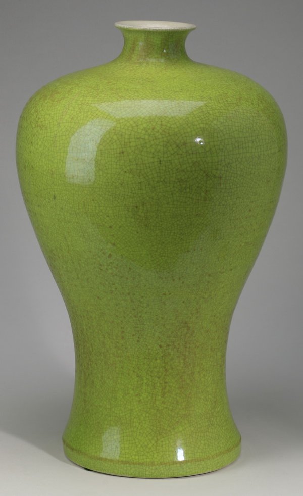 Chinese porcelain meiping vase, Kangxi,17"h (1 of 8)