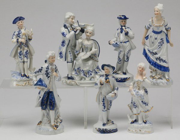 7-Pc group of Continental figurines (1 of 2)