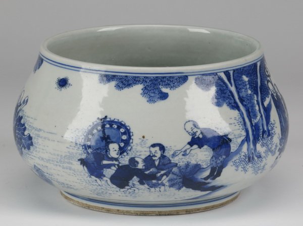 Chinese porcelain brush washer: Chinese blue and white porcelain brush washer, the bombe' form with a continuous scene painted in cobalt blue, depicting the Immortals at leisure in a pastoral setting, surrounded by double ring borde