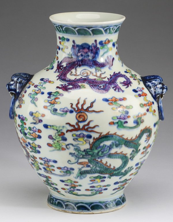 Chinese dragon motif vase, Youngzheng, 11"h (1 of 7)