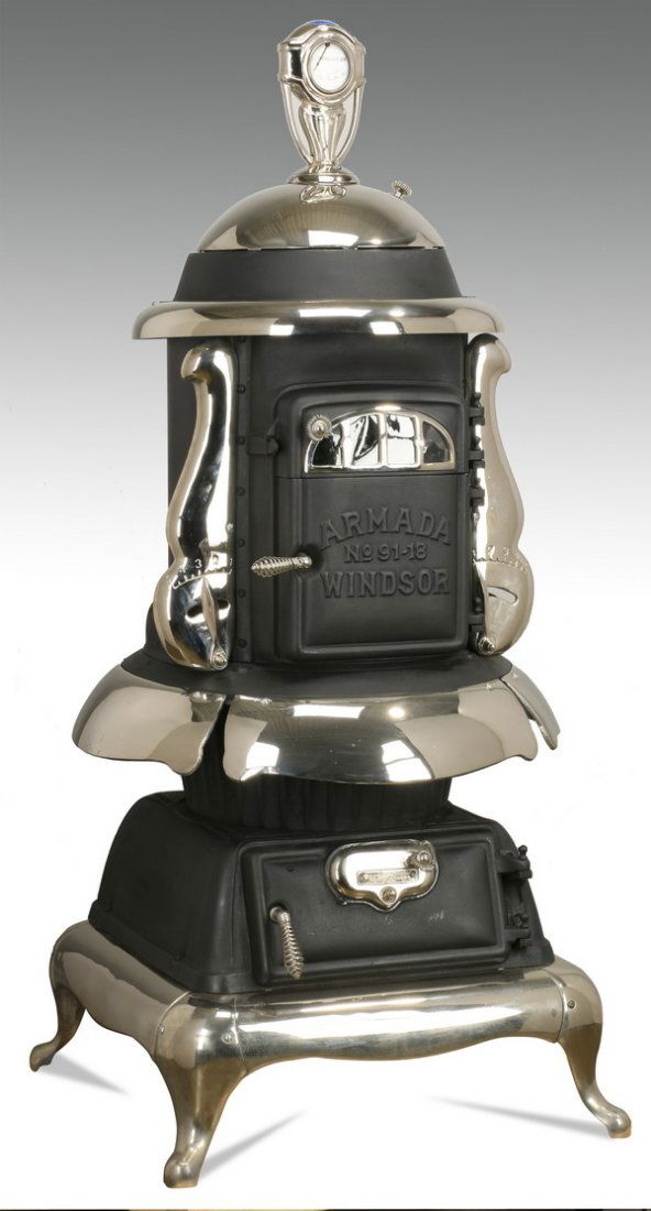 Fully restored American cast iron stove, 65"h (1 of 4)