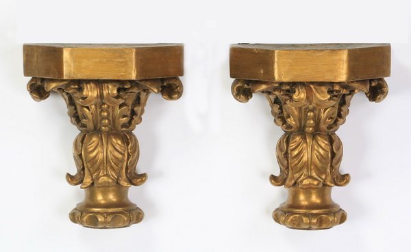 (2) Neoclassical style giltwood wall brackets (1 of 2)