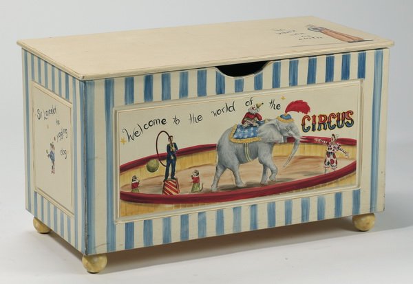 Hand painted circus theme toy chest (1 of 5)
