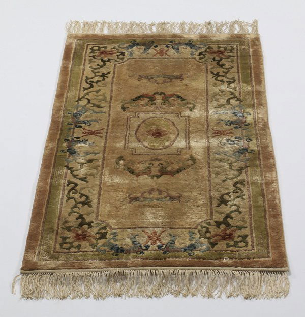 Chinese silk-on-silk mat, 3 x 2 (1 of 4)