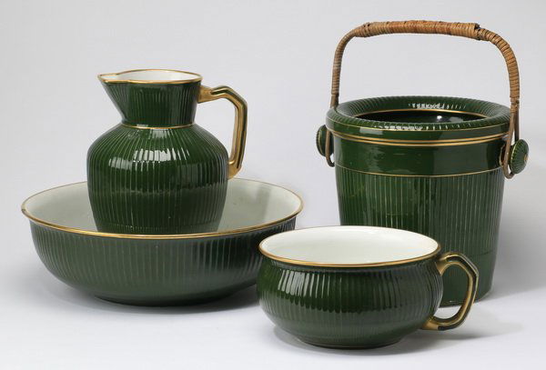 4-Piece ironstone chamber set (1 of 2)