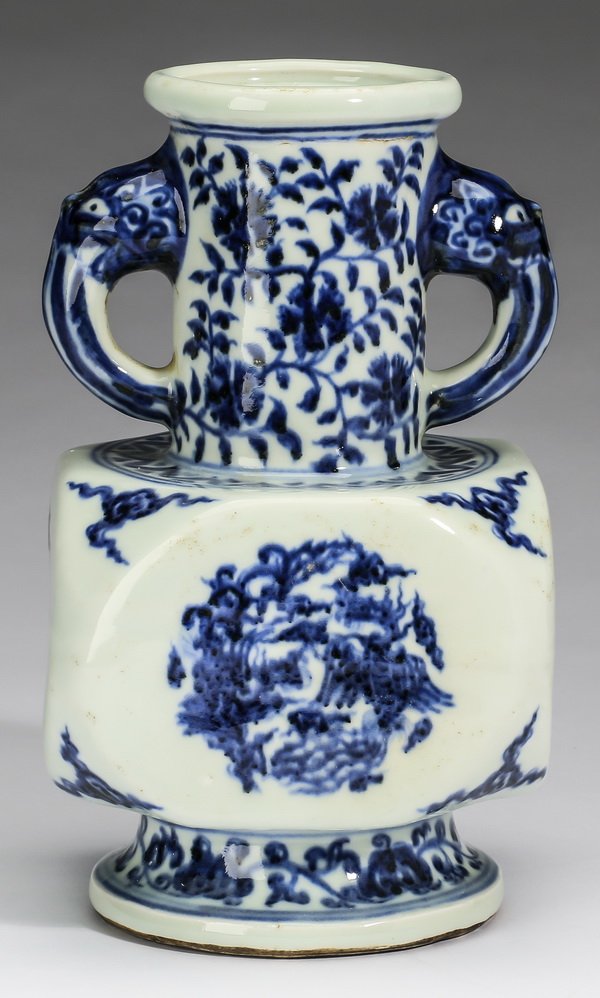 Chinese Ming style mallet vase,  Xuande mark, 9"h (1 of 6)