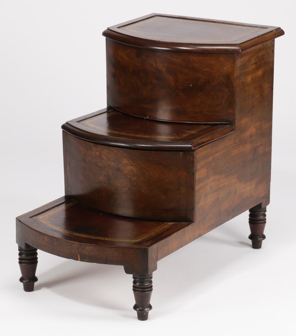 Federal style mahogany library steps, 26"h (1 of 4)