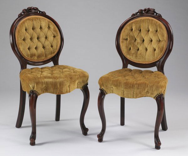 Pair of button-tufted Victorian style chairs (1 of 3)