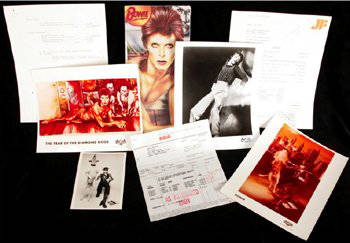 David Bowie Diamond Dogs memorabilia: *David Bowie 'Diamond Dogs' rare tour memorabilia David Bowie Diamond Dogs rare tour memorabilia including round, laminated staff lapel badges (worn by the backstage staff in the BBC documentary
