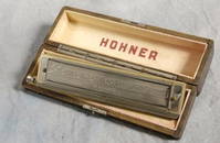 226: John Lennon used Harmonica with authenticity 