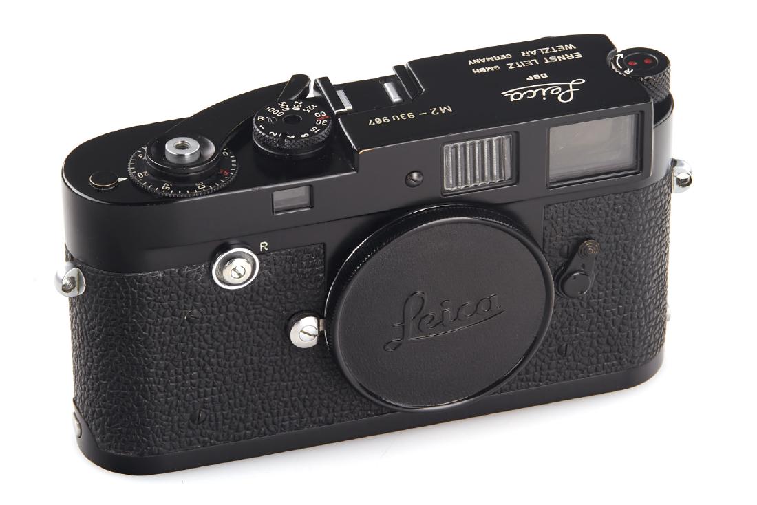 Leica M2 black paint, 1958, no. 930967 (1 of 5)