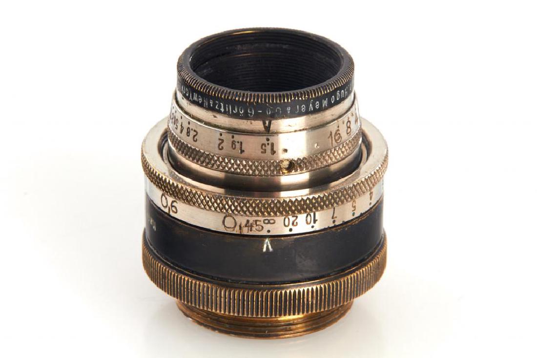 Hugo Meyer 1.5/1" (2.5cm) Kino Plasmat *, c.1928, no.: 2.5cm nickel cine lens in focusing C-mount, fine condition with clean optics The buyers premium for all items exported out of E.C. (European Community) is 25%. For items marked with *, sold and/or shi