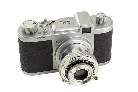 LEICA: G.G.S. Milan Lucky: LEICA: G.G.S. Milan Lucky rare Italian 35mm viewfinder camera with Solar Anastigmat 3.2/50mm, case (c.1948, condition A/B) G.G.S. Milan Lucky Seltene italienische 35mm Sucherkamera mit Solar Anastigma