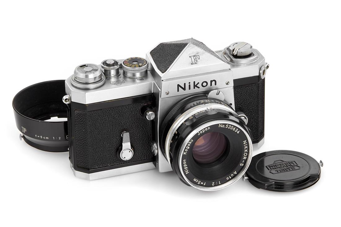 Nikon F Eyelevel chrome *, 1959, no. 6400676/520634 (1 of 9)