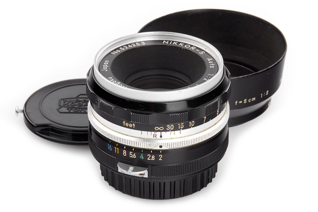 Nikon Nikkor-S 2/5cm *, c. 1960, no. 524253 (1 of 6)