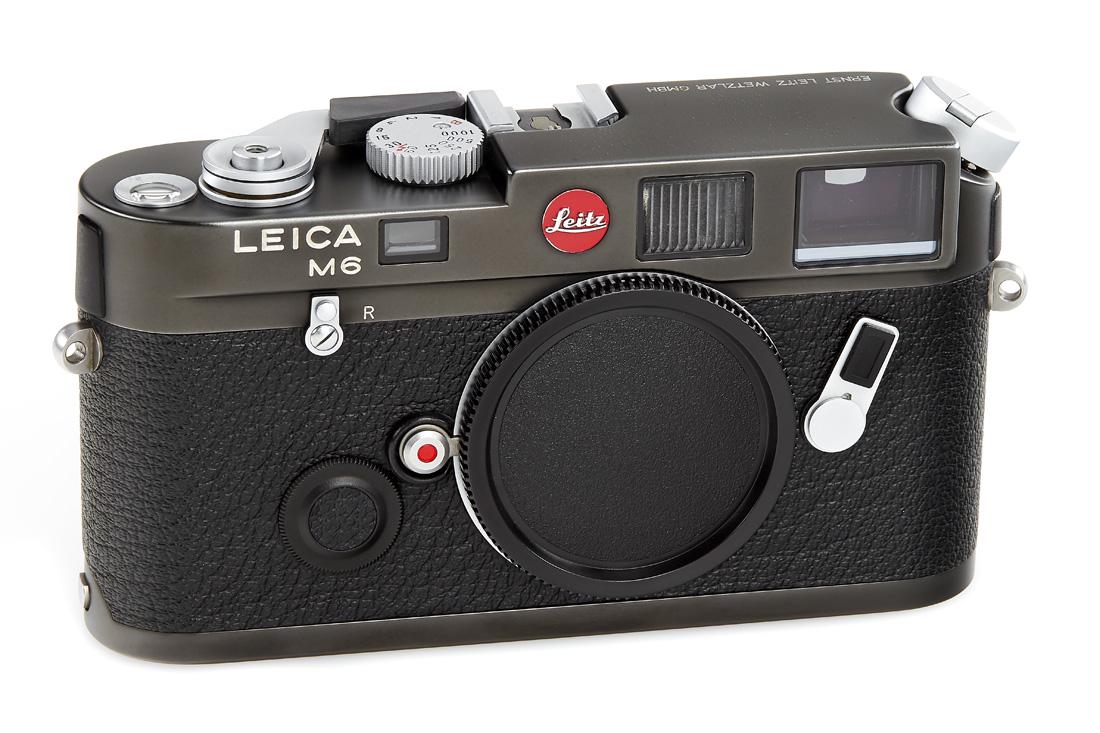 Leica M6 'reversed panda' (1 of 10)