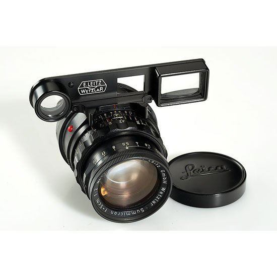 Leica: DR Summicron  2/5cm black paint Prototype (1 of 6)
