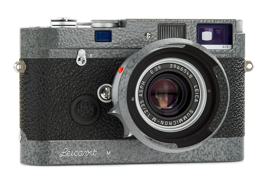 Leica MP grey Hammertone 'LHSA 1968-2003' outfit: Special Edition Leica Mp In Grey Hammertone Finish, Issued To Commemorate 35 Years Of Lhsa, Complete Set Including 10312 Body, 14443 Leicavit M Lhsa No.00459, Chrome Summicron-M 2/35Mm Asph. 11616 No.
