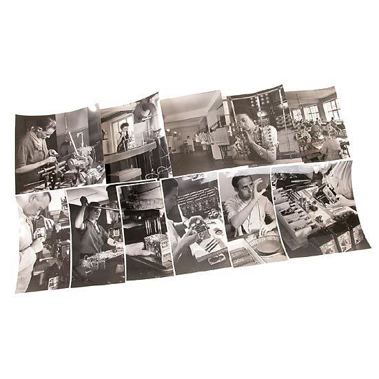 ROLLEI: Photographs by Robot, Franke & Heidecke: rare original photographs of the camera production, format 24x24cm (4x Robot, Düsseldorf stamped: Robot-Aufnahme, 7x Franke & Heidecke, Braunschweig with legend) (Condition: B+, c.1950) ROLLEI: Werks