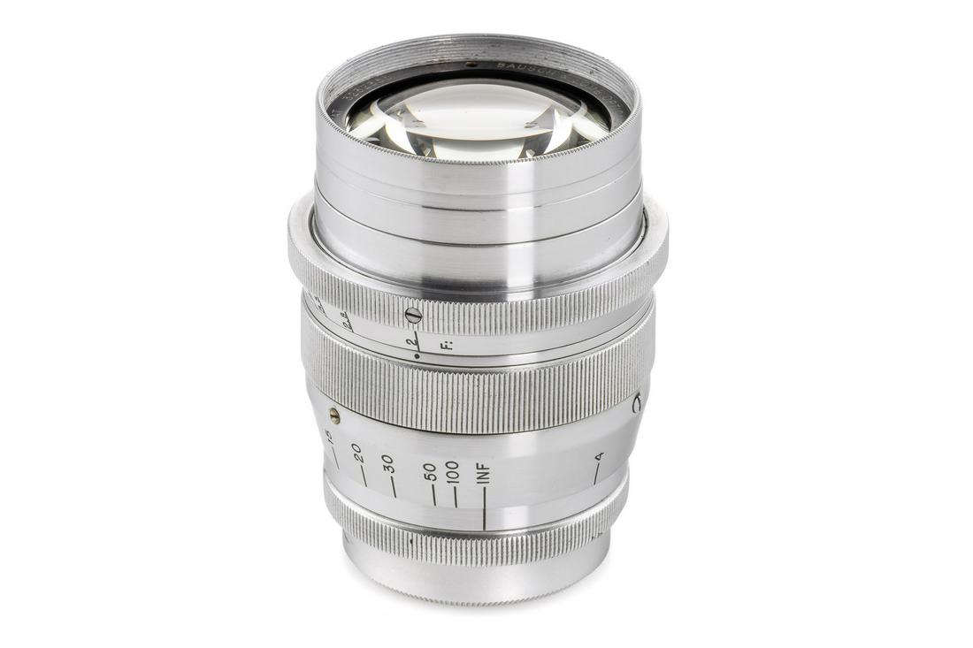 Bausch & Lomb f. Leica M39 Anastigmat 2/3" chrome *: very rare fast portrait lens in original, rangefinder-coupled M39 mount, heavy brass construction with chrome finish, very good optics with only few hairline marks, with rear lens capThe Buyers Premiu