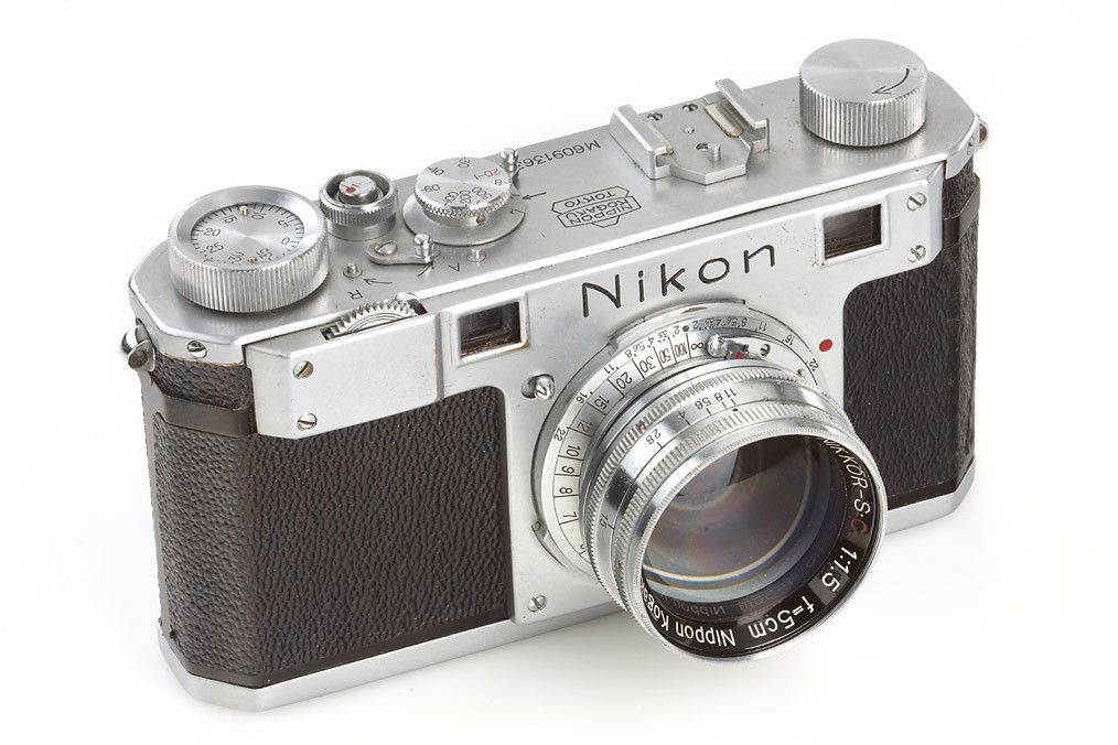 Nikon M: 24x34mm, unsynchronised, completely original Nikon M, 'MADE IN OCCUPIED JAPAN' engraved on base-plate, identical serial number on back, matching and very rare Tokyo Nikkor-S.C 1.5/5cm no.907210 - ex T