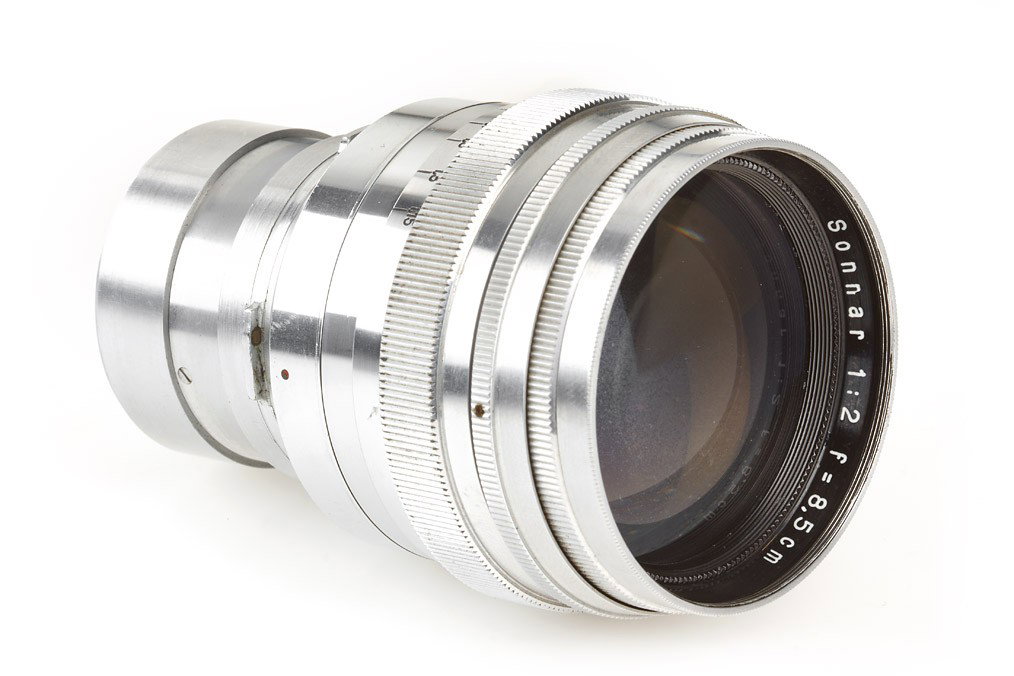 Carl Zeiss Jena Sonnar 2/8.5cm: for Contaflex TLR, rare and fast Sonnar in very good cosmetical condition, rear and front with marks on lens coating