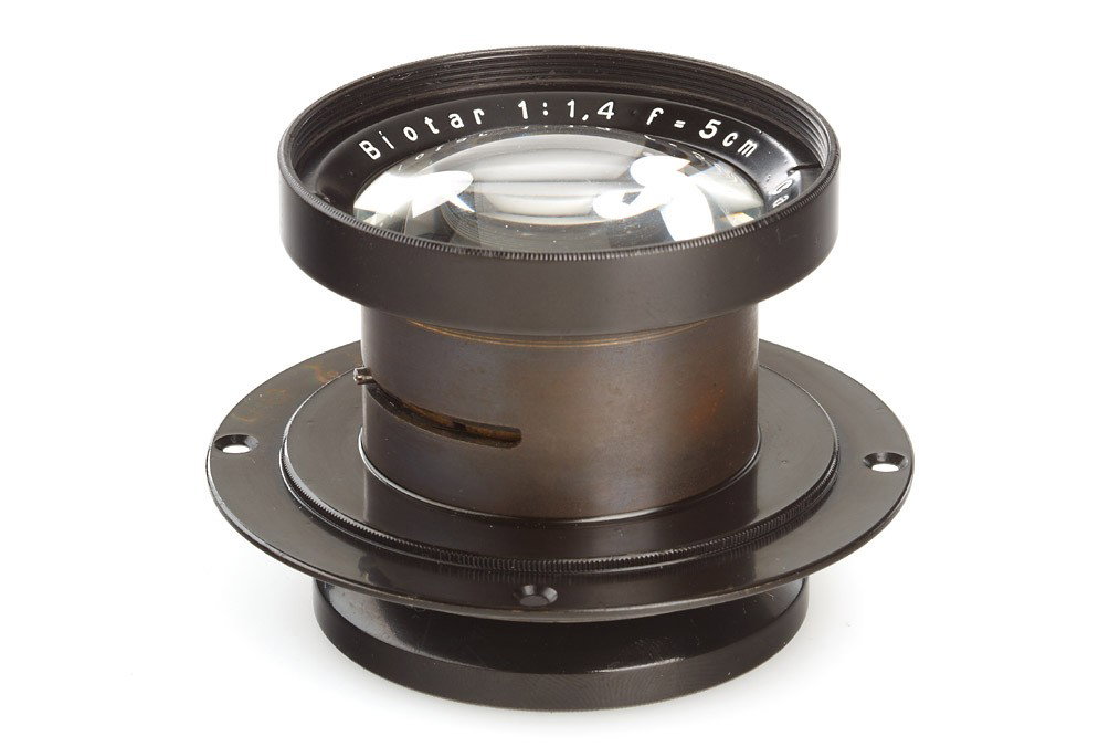 Carl Zeiss Jena Biotar 1.4/5cm: this Biotar is one of the most early 5cm Biotar lenses produced, it is a different lens design and calculation. According to Thiele this lens is the only one calculated on 26th of July, 1930 and built