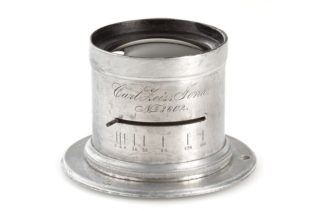 Carl Zeiss Jena Anastigmat 7.2/315mm: very early aluminium barrel Anastigmat with iris diaphragm to 192, optics with a small scratch, mounting ring