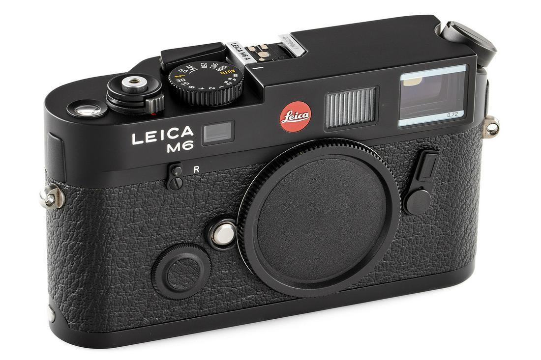 Leica M6 A (M7) black Prototype *: Rare Interesting Prototype Of The Leica M7, Named M6 A, With Special Serial Number 0000021, Only About 50 Pieces Were Produced, With M6 Engravings, In Near Mint Condition And Working Order, With Body