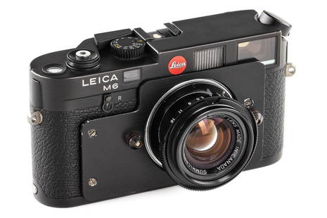 Leica M6 'Post Leica' *: The last and the rarest variant of the Post Leica - only a few of these cameras were made in the 1990s ordered by Telekom SA, South Africa and modified by Leica service agent in Johannesburg, this spe