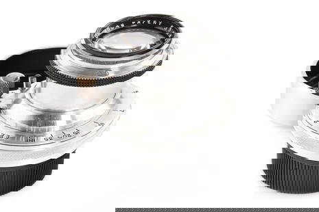 Ross London f. Leica M Xpres 1.9/53mm *: Sought-after fast lens by Ross London, here perfectly modified to rangefinder-coupled Leica M Mount, in excellent condition, very good optics with only minimal marks on the front element, with hood.