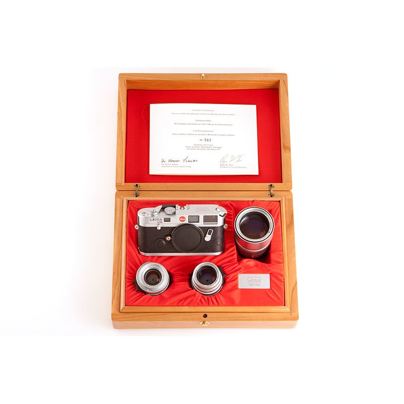 M6 chrome LHSA Set, no. 1938082: new and very rare edition (special number 25-082) of 151 cameras for the 25th anniversary of Leica Historical Society of America including chrome M6 body engraved 'LHSA 1968-1993' and three matching c
