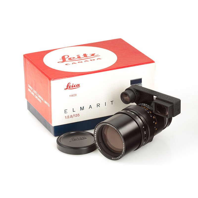 Elmarit 2.8/135mm, no. 2656675: late type in mint condition with caps, warranty card and maker's box