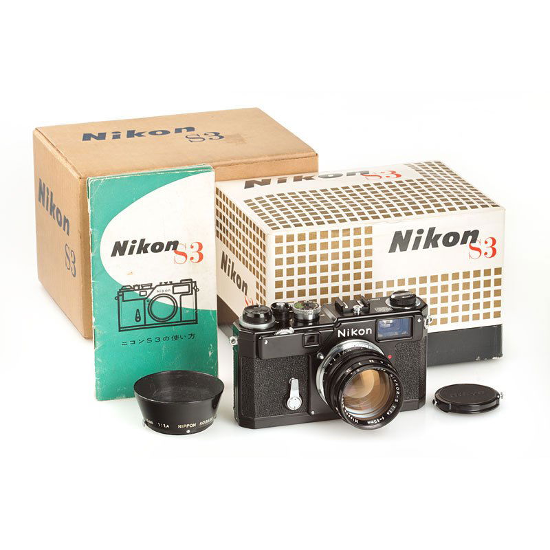 Nikon S3 Black Paint Olympic, no. 6320579: black paint S3 in 100% original, very fine and perfect working condition, black Olympic Nikkor-S 1.4/50mm no.141273 (cap, hood), instructions and maker's box with cardboard outer box