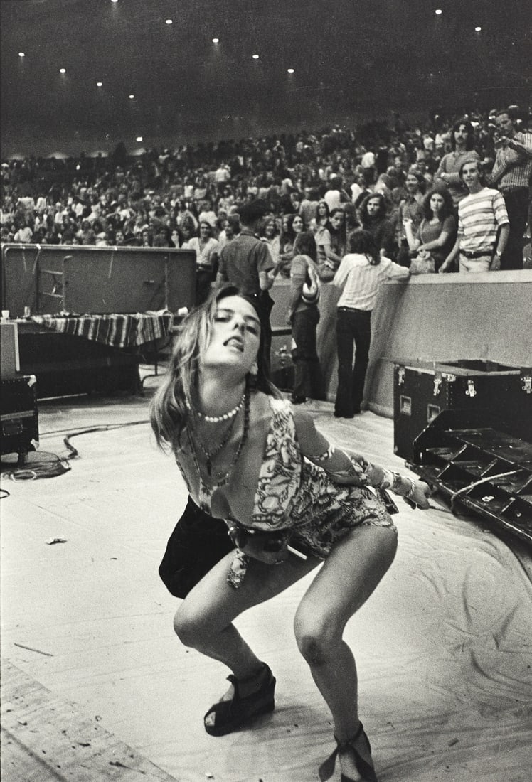 PETER BEARD (1938–2020) - Rolling Stones Fan, 1972: Vintage silver print 22,8 x 15,3 cm Stamped, labeled, notations on the reverse For the Rolling Stone Magazine "Exile on Main Street" Tour 1972
