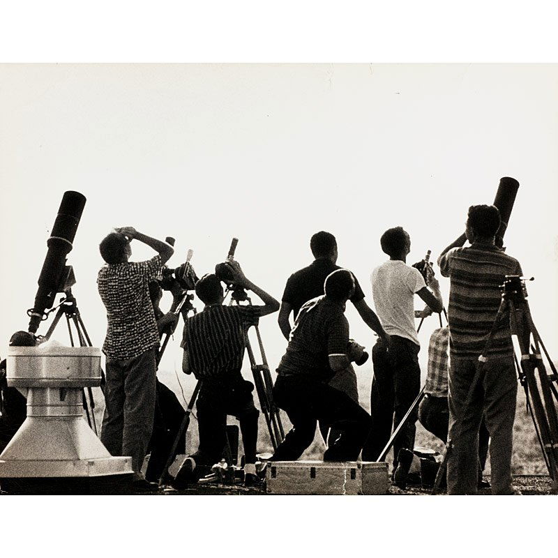 Ascent of the moonshot: Bruce Davidson (* 1933), Ascent of the moonshot, Vintage silver print, Canaveral 1960s, 26,7 x 34 cm (10,51 x 13,39 in.), Photographer's credit stamp on the reverse, label with typographic inscription