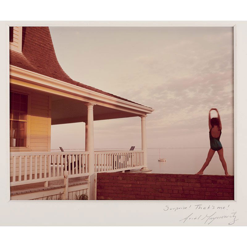 Ariel, Porch, Provincetown: Joel Meyerowitz (* 1938), Ariel, Porch, Provincetown, Chromogenic print, contact print, printed 1979, 1977, 19,5 x 24,6 cm (7,68 x 9,69 in.), Signed, dated (print date) and numbered by the photographe