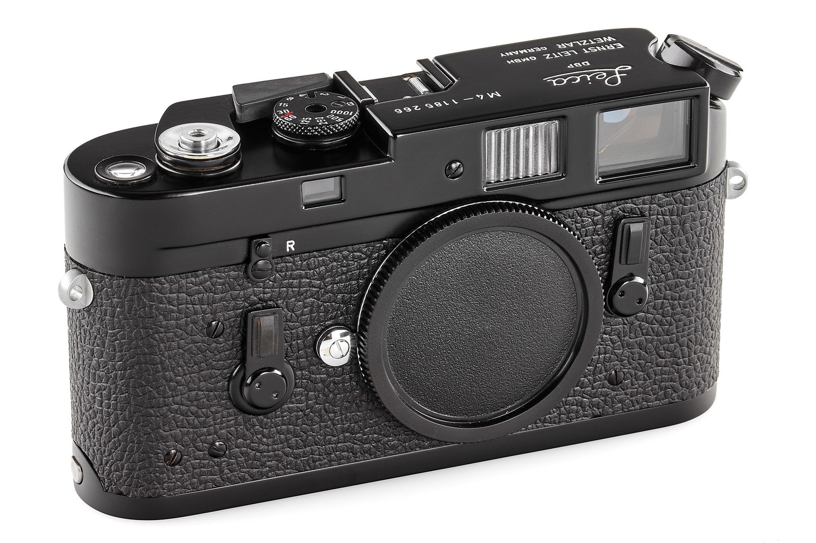 Leica M4 black paint: A beautiful, original M4 black paint in absolutely mint condition and working order, with body cap.