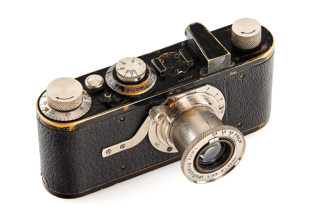 Leica I Mod. A Anastigmat no.249: A rare and very early Leica I Mod. A with a fixed 50 mm f/3.5 Anastigmat lens. The Leica I Mod. A was introduced at the 1925 Leipzig Spring Fair and was one of the first commercially successful 35 mm