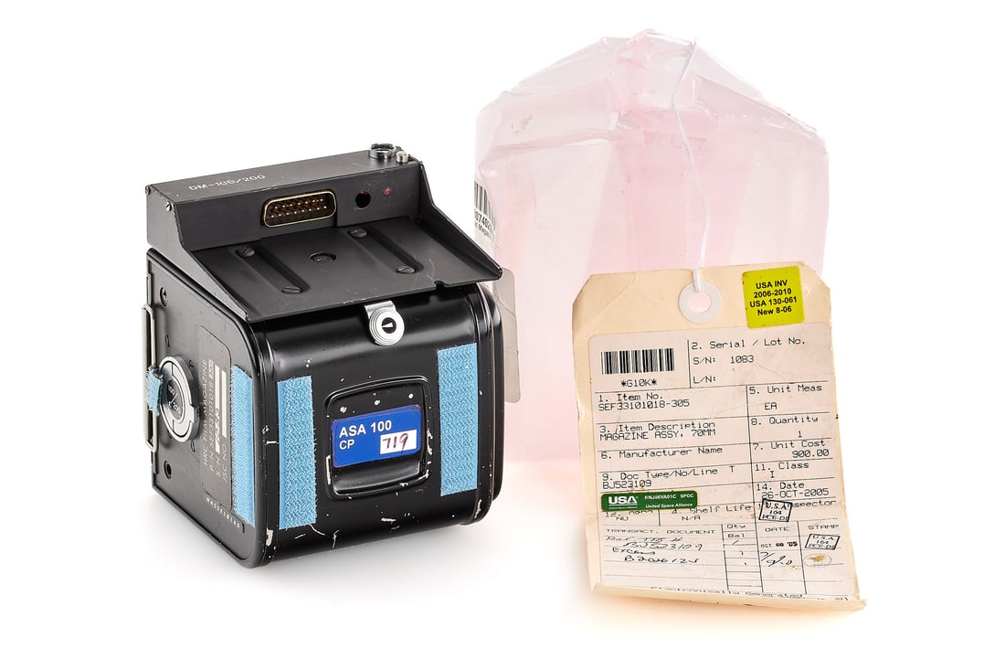 Hasselblad 70mm Magazine NASA * (1 of 9)