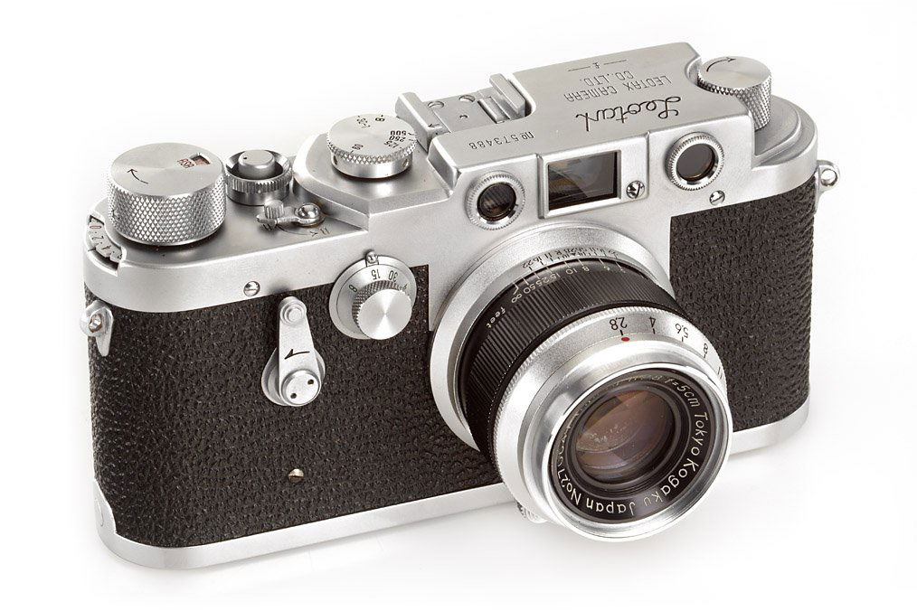 Leotax F, ser.no.573488, 1956: in almost mint condition with uncommon Topcor 2.8/5cm no.270649 (clean lenses), everready case