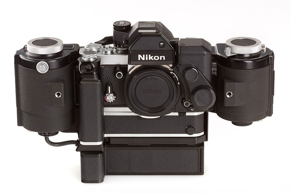 Nikon F2S Photomic chrome, ser.no.7216134, 1972: in mint condition with DP-2 prism finder no.504013, MD-2 motor drive no.472148, DS-1 aperture control unit no.604942 and MF-1 250 exposure back no.310486 (cap)