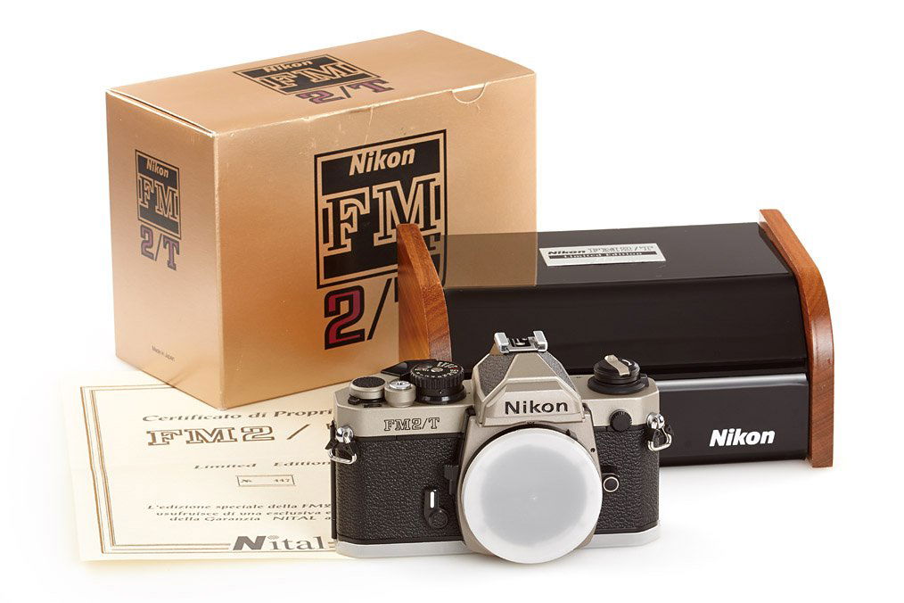 Nikon FM2/T Limited Edition, ser.no.9007455, c.1993: in new condition, special no.447, complete in maker's box
