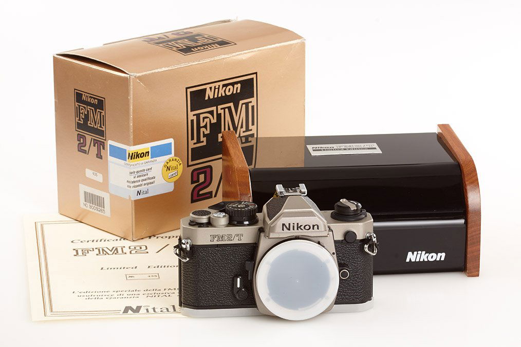 Nikon FM2/T Limited Edition, ser.no.9009265, c.1993: in new condition, special no.435, complete in maker's box