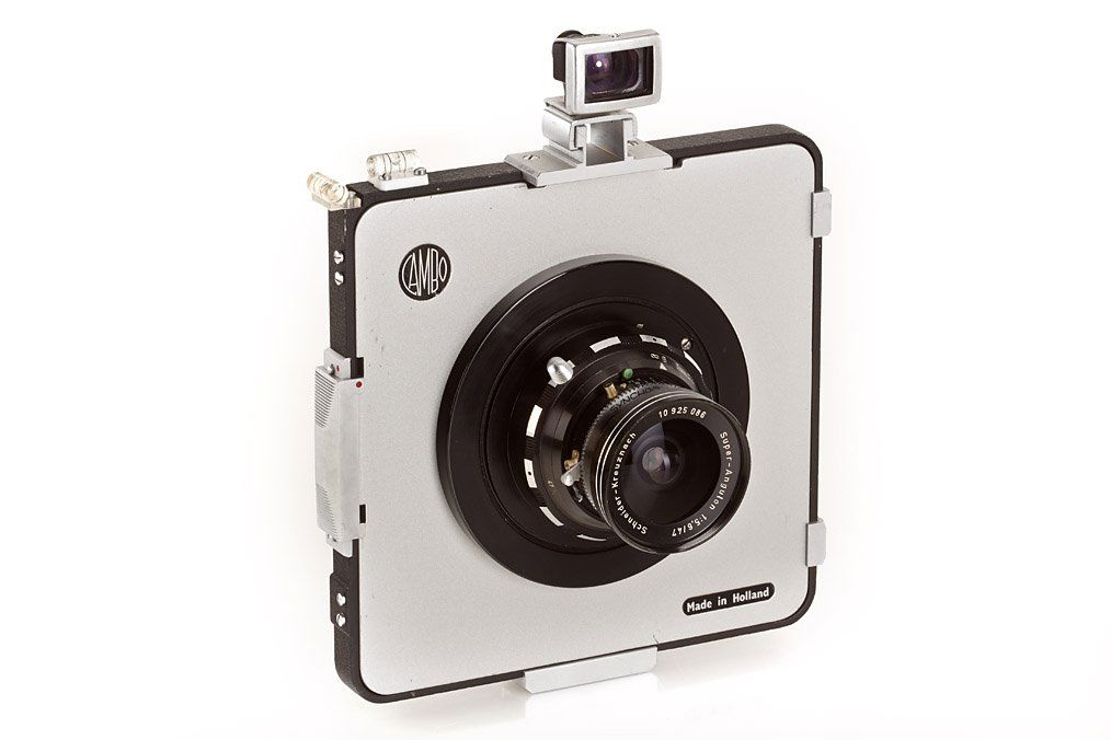 Cambo Wide, ser.no.,: in fine condition with Schneider Super-Angulon 5.6/47mm no.10925086, Nikon 2.1cm finder and cap