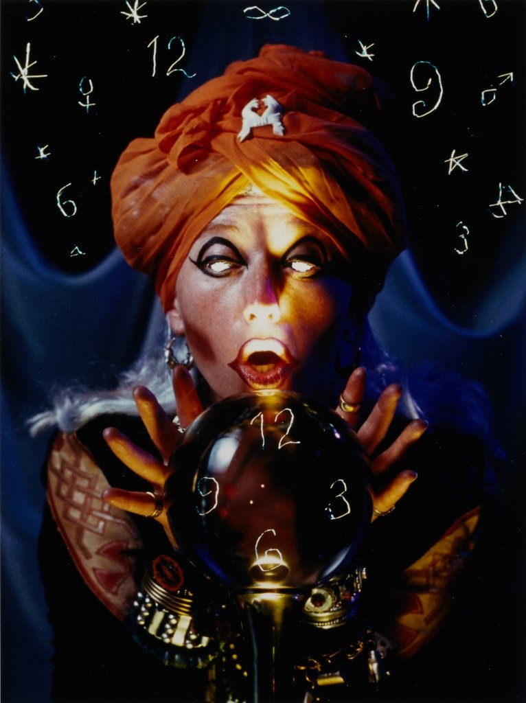 CINDY SHERMAN (* 1952) Fortune Teller, 1993: Chromogenic print 17,2 x 12,8 cm (6.8 x 5 in) Signed and dated by the photographer in ink on the reverse, from an unlimited edition, but no longer issued