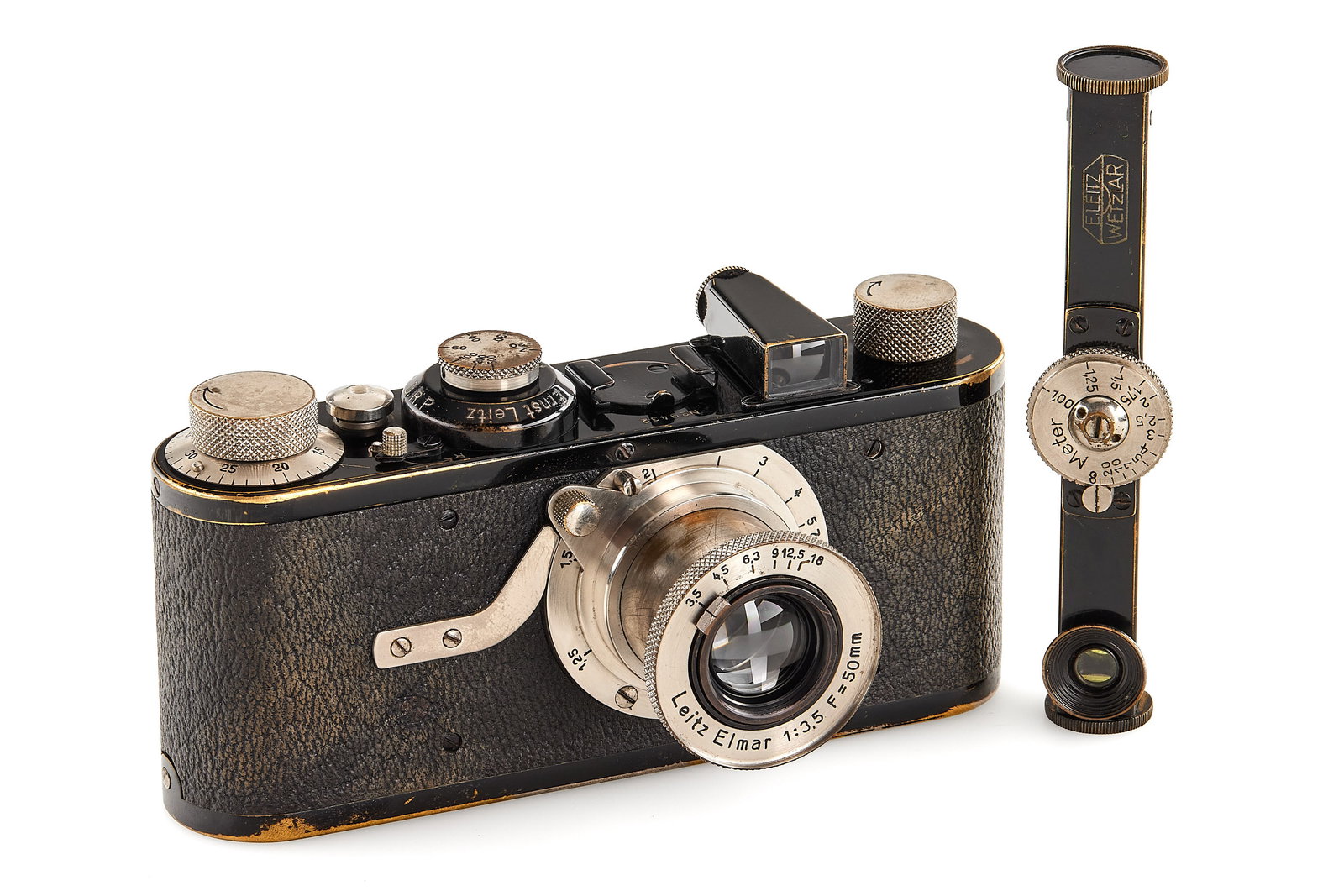 Leica I Mod. A Elmar: Beautiful 4th version (see von Einem 'Die 10 Varianten der klassischen Leica I A mit Elmar 1:3.5 F=50mm'), meter scale version with dimpled 'mushroom' shutter release, short winding knob, early type v