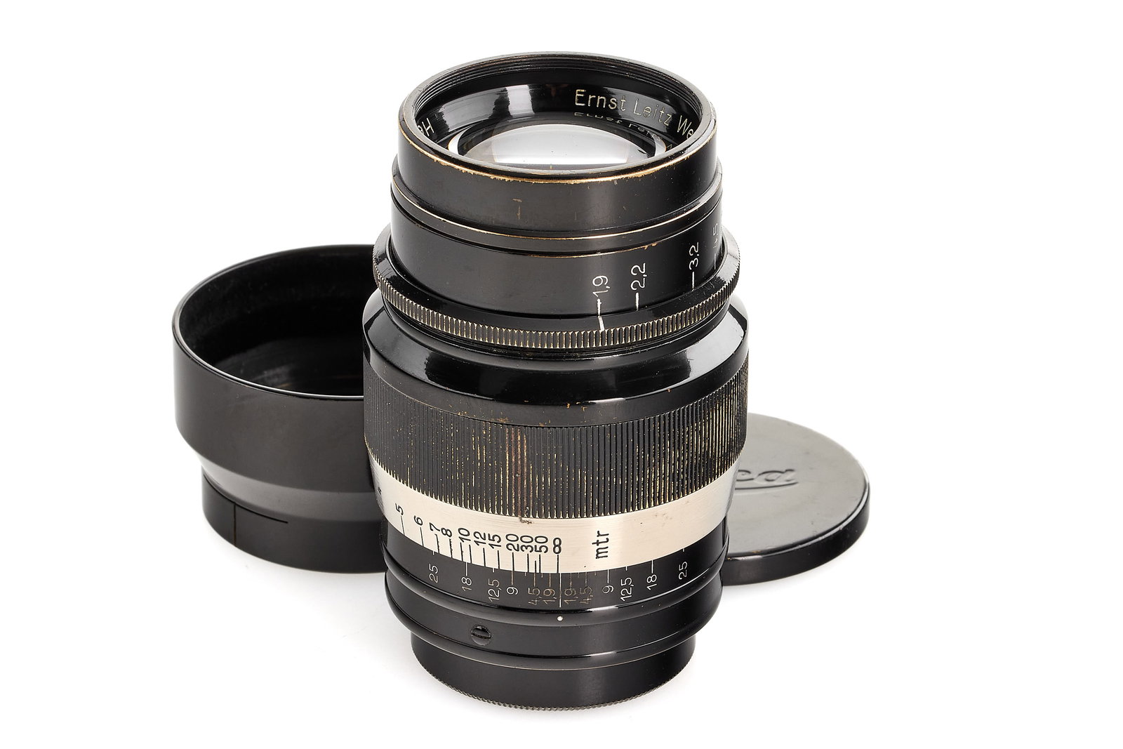Hektor 1.9/7.3cm HEKON black/nickel: Beautiful early black/nickel HEKON in meter scale and RF coupled, rotating mount, in very good condition, good optics only showing a few small spots of corrosion and minimal cleaning marks, focus out