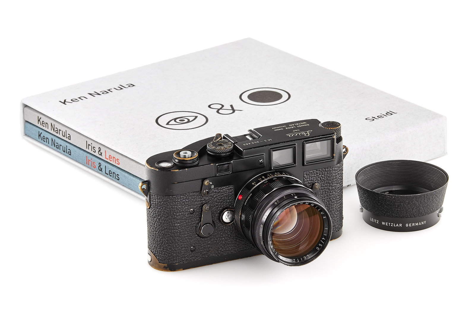 Leica M3 black paint First Batch 'Ken Narula' *: An original and highly sought-after Leica M3 black paint from the very first batch of only 100 cameras produced in 1959, marking the beginning of regular black paint M3 production. Characteristic feat