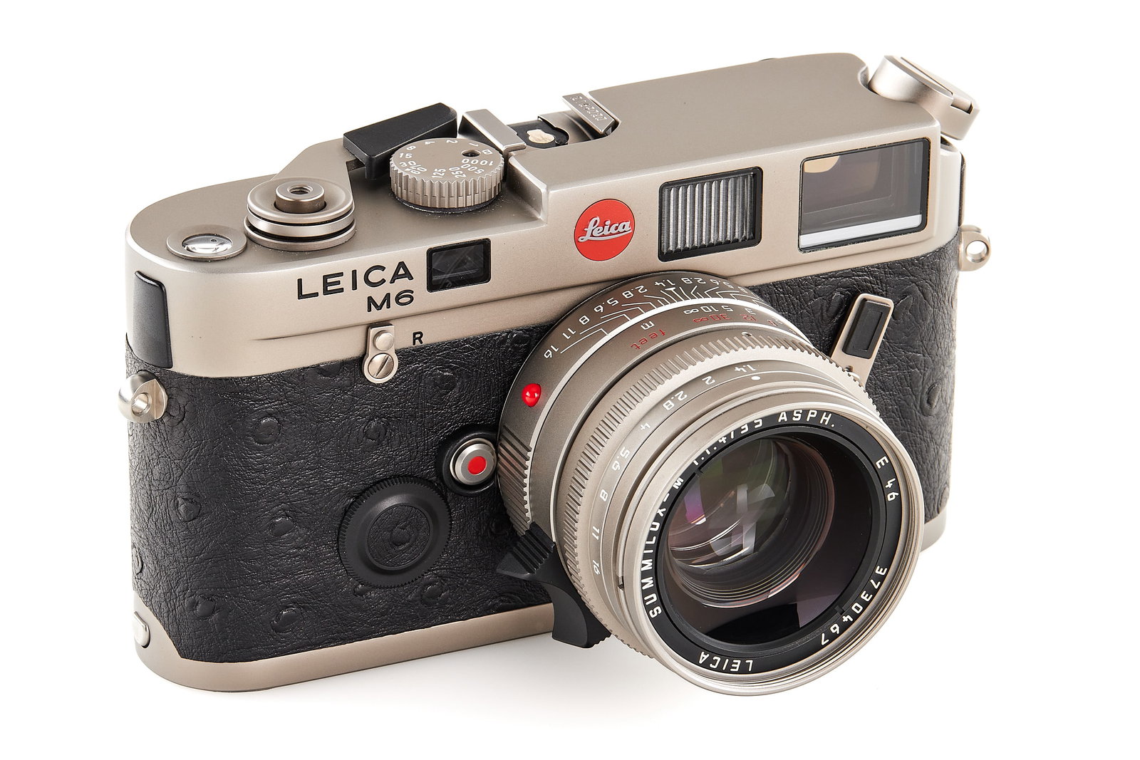 Leica M6 Titan 10412 + Summilux-M 1.4/35mm Asph. Titan (1 of 9)